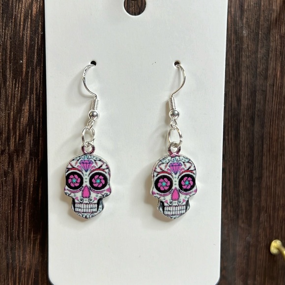 Aeliks Jewelry - E1 - Halloween Pink Diamond Skull Earrings on 925 sterling hooks